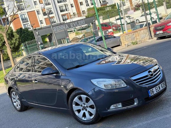 KUSURSUZ TEMİZLİKTE BAKIMLI 2009 MODEL INSİGNİA 2.0 CDTI COSMO