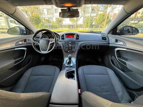 KUSURSUZ TEMİZLİKTE BAKIMLI 2009 MODEL INSİGNİA 2.0 CDTI COSMO