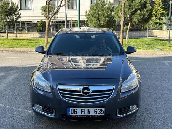 KUSURSUZ TEMİZLİKTE BAKIMLI 2009 MODEL INSİGNİA 2.0 CDTI COSMO