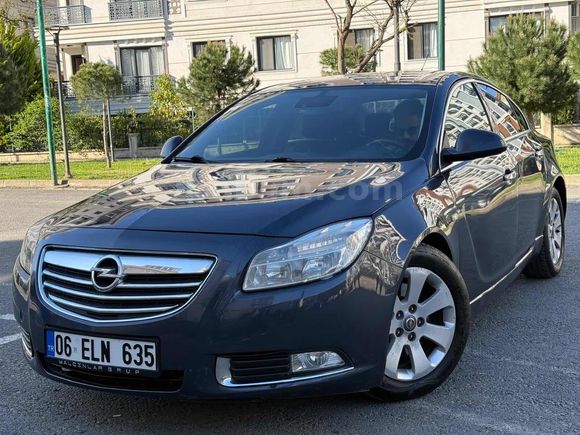 KUSURSUZ TEMİZLİKTE BAKIMLI 2009 MODEL INSİGNİA 2.0 CDTI COSMO