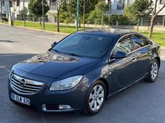 KUSURSUZ TEMİZLİKTE BAKIMLI 2009 MODEL INSİGNİA 2.0 CDTI COSMO