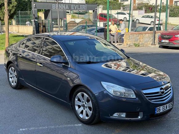 KUSURSUZ TEMİZLİKTE BAKIMLI 2009 MODEL INSİGNİA 2.0 CDTI COSMO