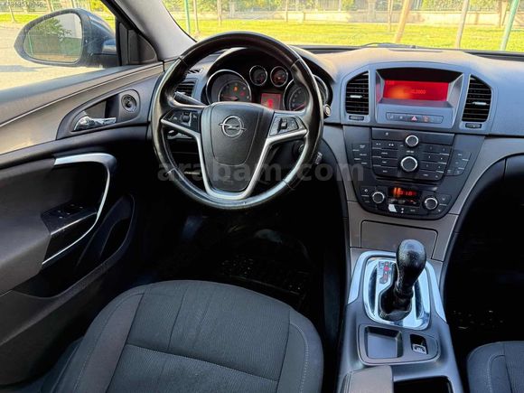 KUSURSUZ TEMİZLİKTE BAKIMLI 2009 MODEL INSİGNİA 2.0 CDTI COSMO