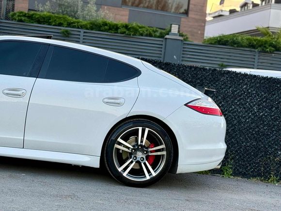 PORSCHE PANAMERA 3.0 DİESEL CHRONO