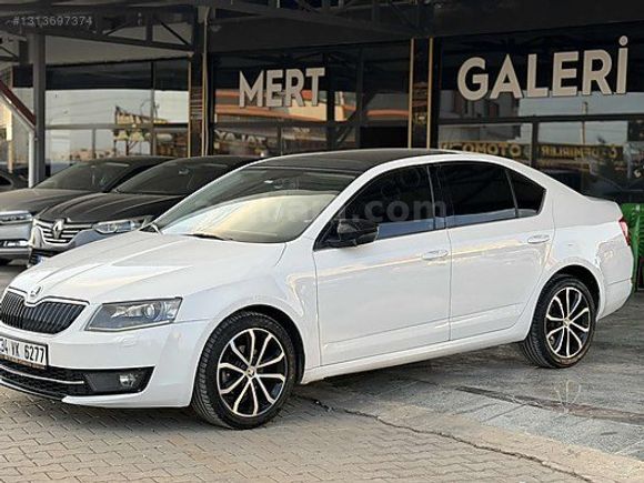 MERT GALERİ DEN OCTAVİA