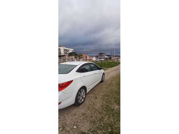 Sahibinden Hyundai Accent Blue 1.4 CVVT Mode Plus 2012 Model