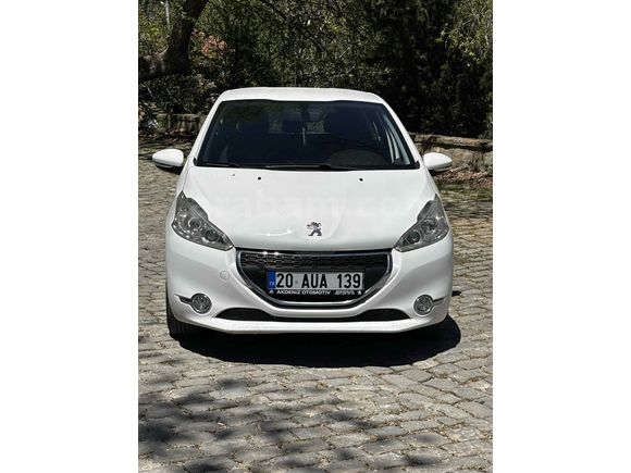 Sahibinden Peugeot 208 1.2 puretech Access 2014 Model 