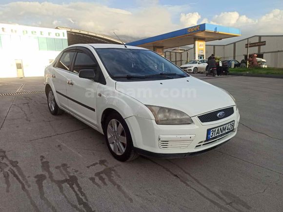 Sahibinden Ford Focus 1.6 TDCi Trend 2006 Model  386.000 km Beyaz
