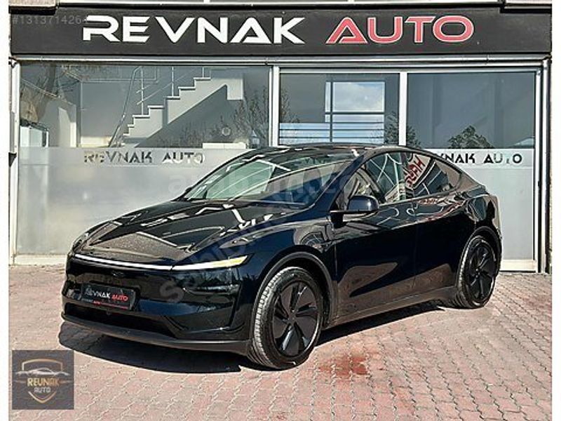 Galeriden Tesla Model Y Performance 2025 Model Konya 6.750 km