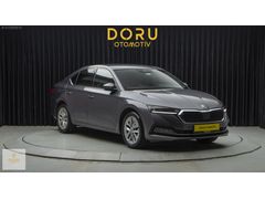 DORU'DAN 2023 SKODA OCTAVIA 1.5 e-TEC PREMIUM - 41.000 KM'DE