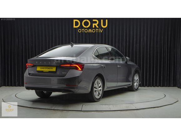 DORU'DAN 2023 SKODA OCTAVIA 1.5 e-TEC PREMIUM - 41.000 KM'DE