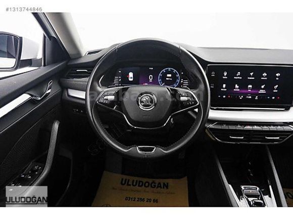 2023 MODEL SKODA OCTAVİA 1.5 e-TEC HATASIZ BOYASIZ