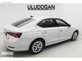 2023 MODEL SKODA OCTAVİA 1.5 e-TEC HATASIZ BOYASIZ