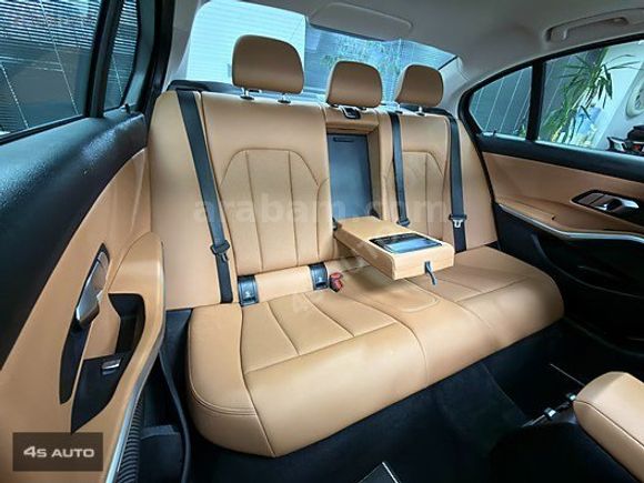 4S AUTO | 2023 BMW 3.20 İ HATASIZ TABLET+E.BGJ+KEYLESS+HEAD UP
