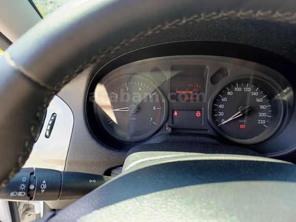 Beyaz Melek  Citroen C-Elysée 1.6 HDi Attraction 2016 Model  230.000 km Beyaz