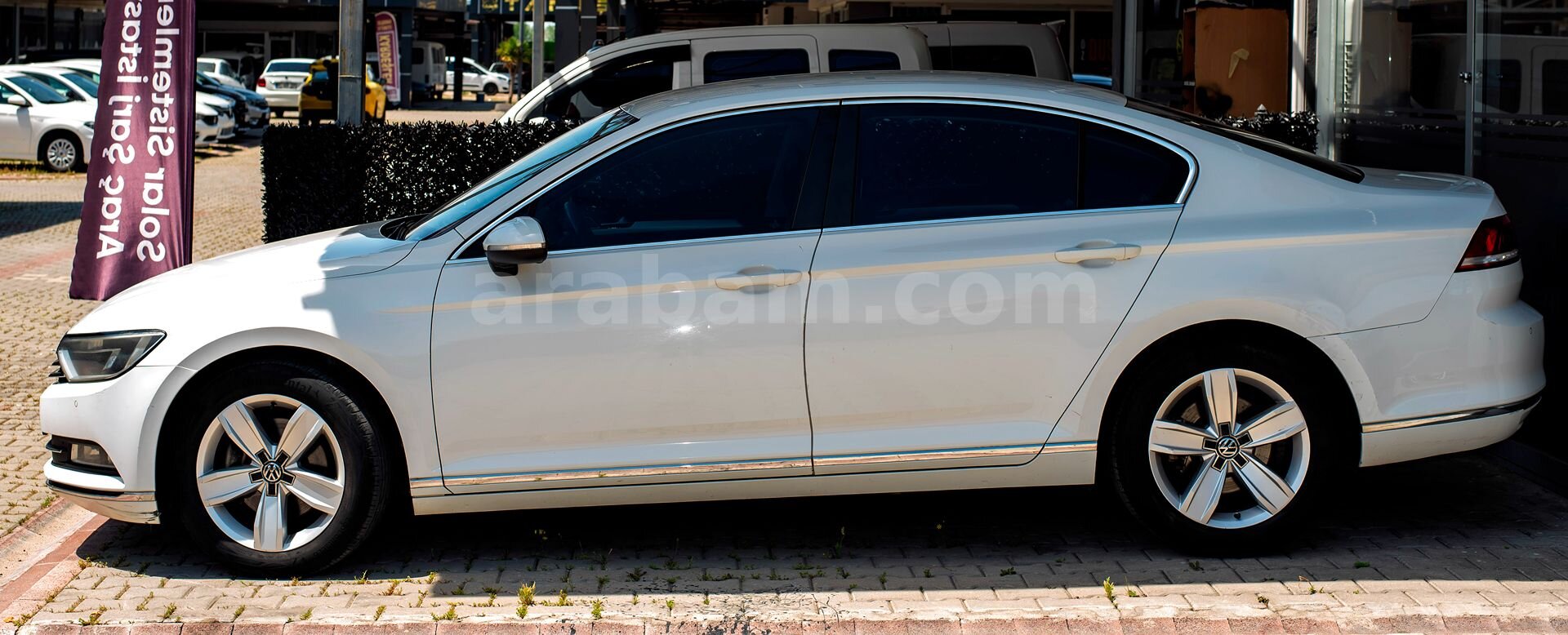 Galeriden Volkswagen Passat 1.6 TDi BlueMotion Comfortline 2015 Model Adana 300.000 km Beyaz 2