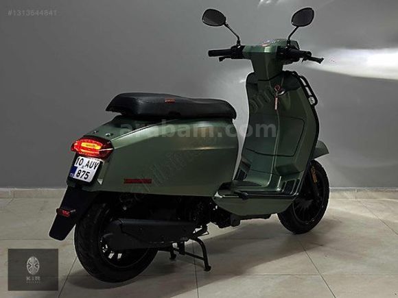 Galeriden Lambretta V125 Special 2023 Model Balıkesir 0 km Yeşil