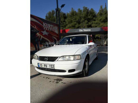 Sahibinden Opel Vectra 2.0 GL 1999 Model  331000 km Beyaz