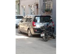 Sahibinden Renault Grand Scenic 1.6 Privilege 2007 Model Bursa