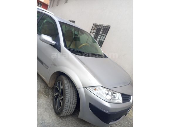 Sahibinden Renault Megane 1.6 Privilege 2006 Model  144.000 km Gri