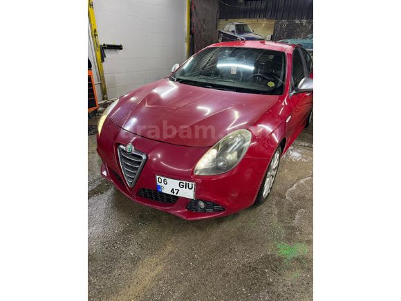 Sahibinden Alfa Romeo Giulietta 1.4 TB MultiAir Distinctive 2011 Model
