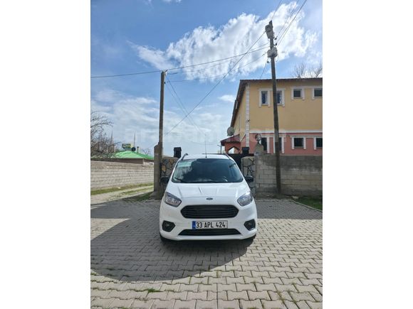 Sahibinden Ford Tourneo Courier 1.5 TDCi Titanium Plus 2023 Model