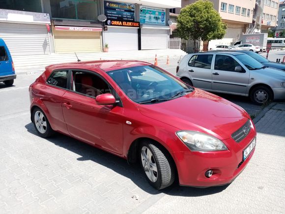 Sahibinden Kia Pro Ceed 1.6 CRDi Cool 2011 Model