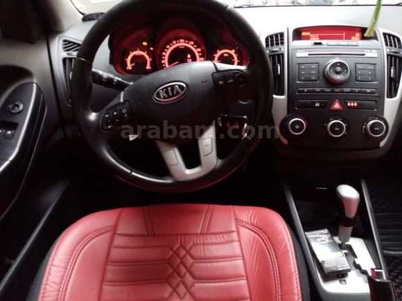 Sahibinden Kia Pro Ceed 1.6 CRDi Cool 2011 Model