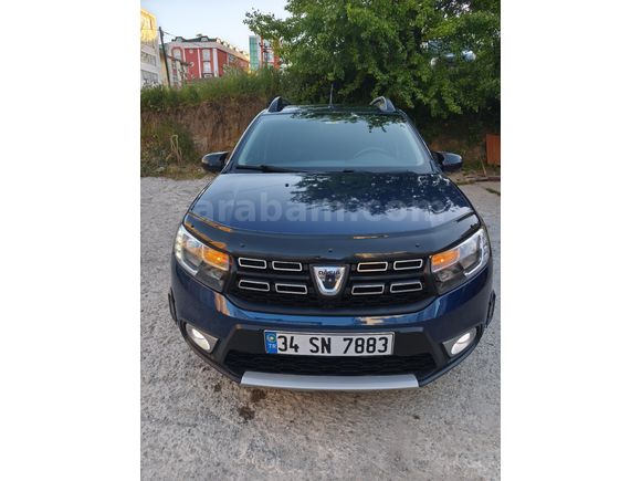 İlk elden titizlikle kullanılmış hatasız-boyasız-tramersiz ve emsalsiz 2017 model Sandero Stepway