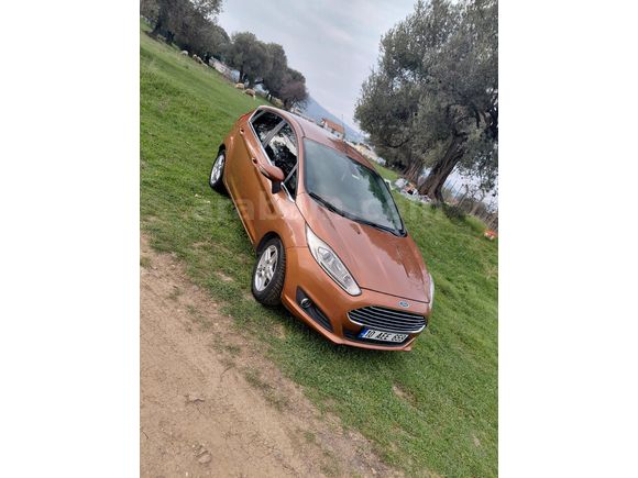 Sahibinden Ford Fiesta 1.5 TDCi Titanium 2013 Model  200.000 km Kahverengi