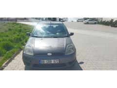 Sahibinden Ford Fiesta 1.4 TDCi Comfort 2004 Model  322.000 km Gri