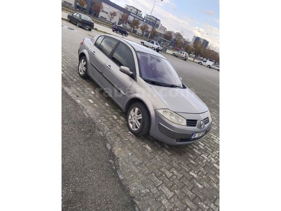Sahibinden Renault Megane 1.6 Dynamique 2004 Model