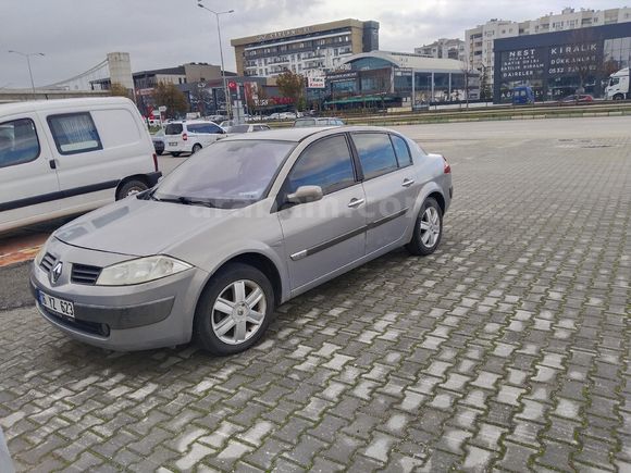 Sahibinden Renault Megane 1.6 Dynamique 2004 Model