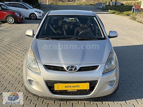 ASYA AUTO'DAN 2010 MODEL HYUNDAİ İ20 1.2 TEAM 145.000 KM'DE