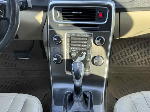 Galeriden Volvo S60 1.6 D Premium 2014 Model İzmir