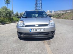 Galeriden Ford Fiesta 1.4 Comfort 2004 Model İzmir