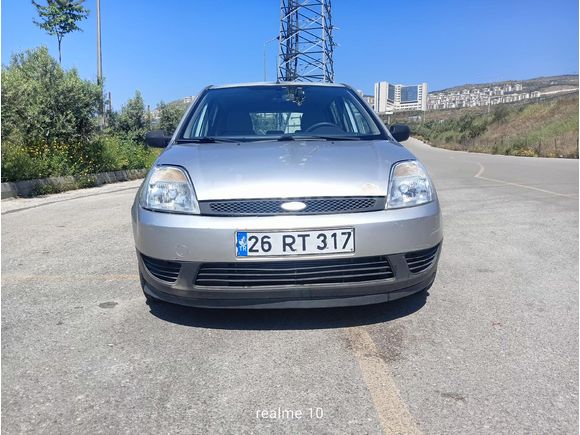 Galeriden Ford Fiesta 1.4 Comfort 2004 Model İzmir