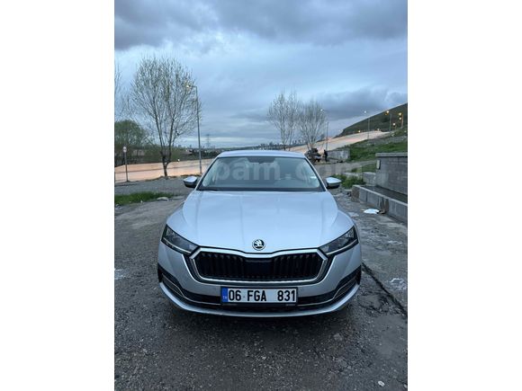 Sahibinden Skoda Octavia 1.5 e-Tec Premium 2020 Model 
