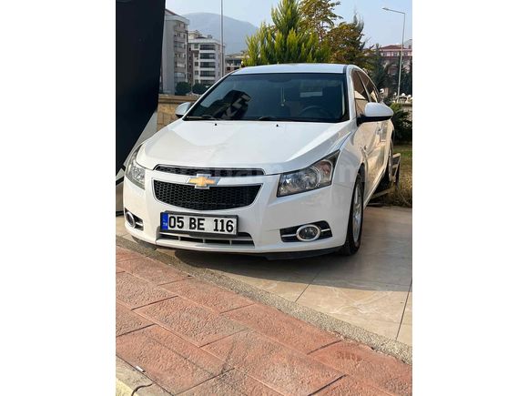 Chevrolet Cruze 1.6 LS 2011 Model  176.500 km Beyaz