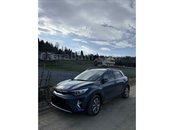 Sahibinden Kia Stonic 1.0 T-GDI Elegance Plus 2024 Model  17.000 km Füme