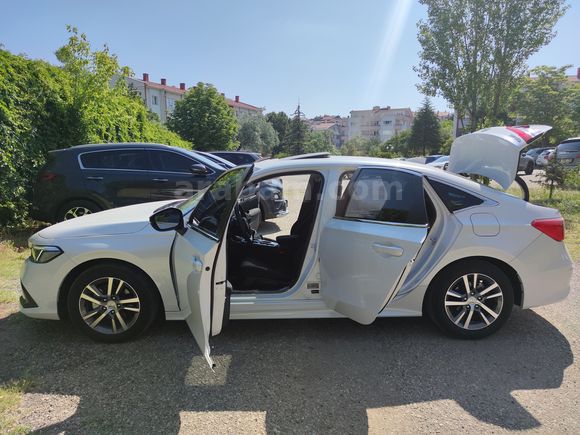 Sahibinden Honda Civic 1.5 i-VTEC Elegance 2022 Model 