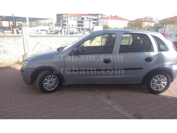 Memurdan  Yakıt Cimrisi Satılık Opel Corsa