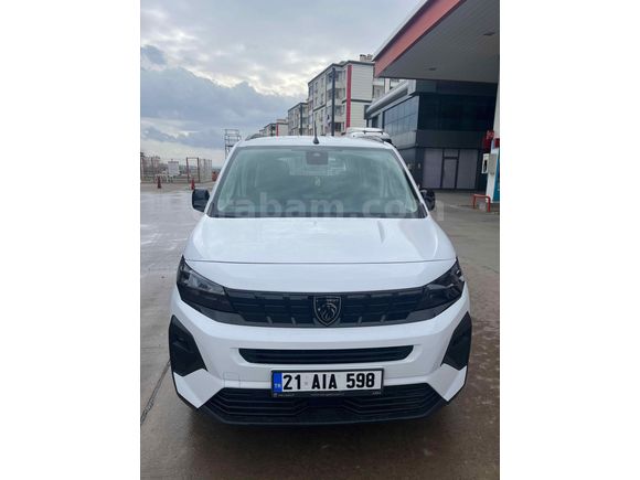 Sahibinden Peugeot Rifter 1.5 BlueHDI Allure 2025 Model 