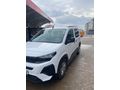 Sahibinden Peugeot Rifter 1.5 BlueHDI Allure 2025 Model 