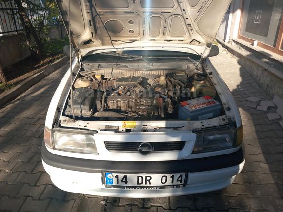 Sahibinden Opel Vectra 1.8 GL 1993 Model