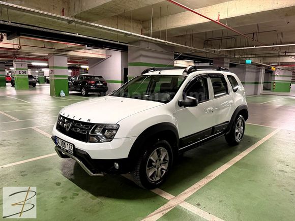 2015 Çıkış Dizel 6 İleri Android Ekran Dacia Duster 4x2 Laureate