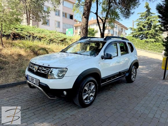 2015 Çıkış Dizel 6 İleri Android Ekran Dacia Duster 4x2 Laureate