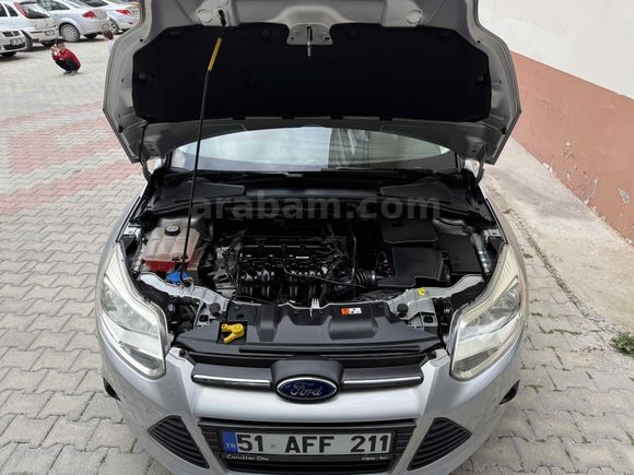 TR DE TEK HATASIZ 52 BİNDE FORD FOCUS