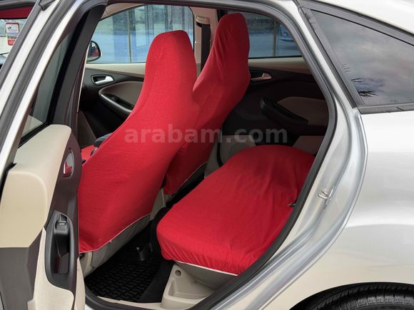 TR DE TEK HATASIZ 52 BİNDE FORD FOCUS