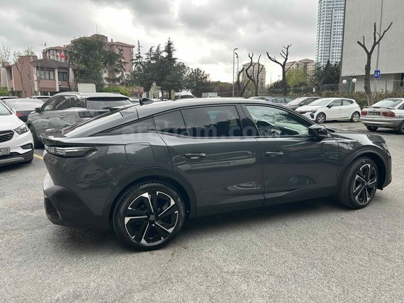 Sahibinden Peugeot 408 1.2 PureTech Allure 2023 Model 